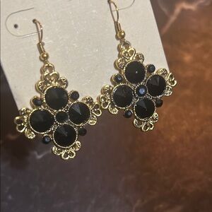 Elegant Black and Gold Filigree Earrings